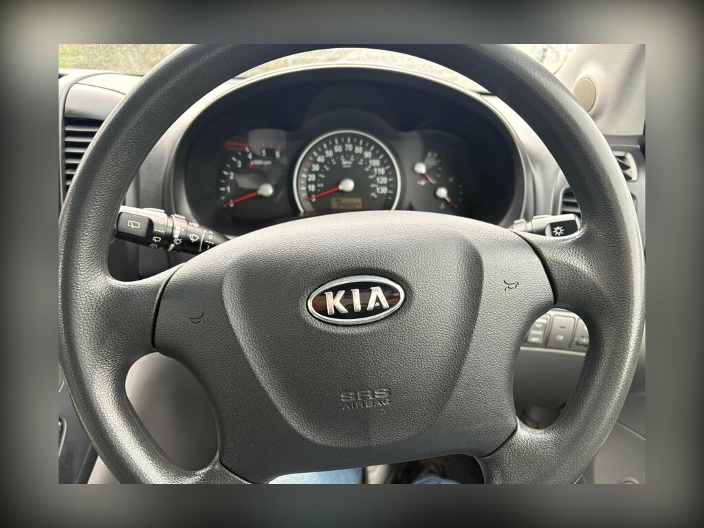 Kia Sedona 2.9 Crdi Ls Silver #16