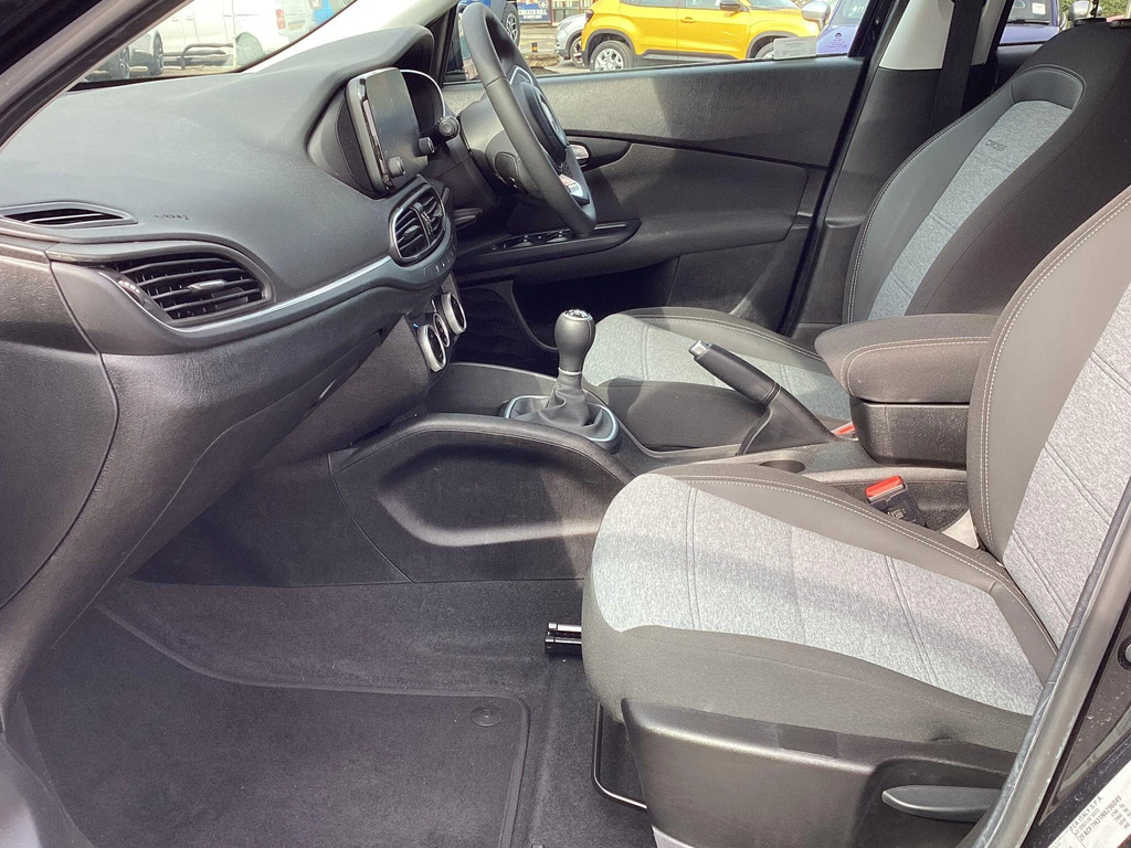 Fiat Tipo 1.5 Hybrid 48V Cross Green #13