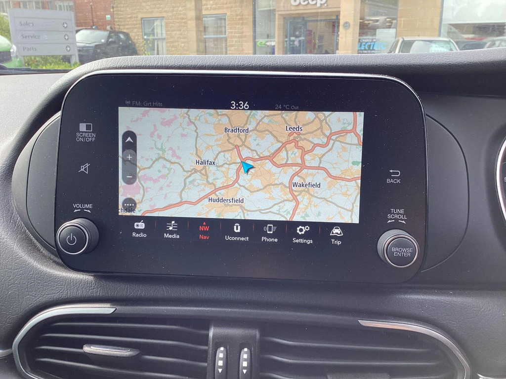 Fiat Tipo 1.5 Hybrid 48V Cross Green #25