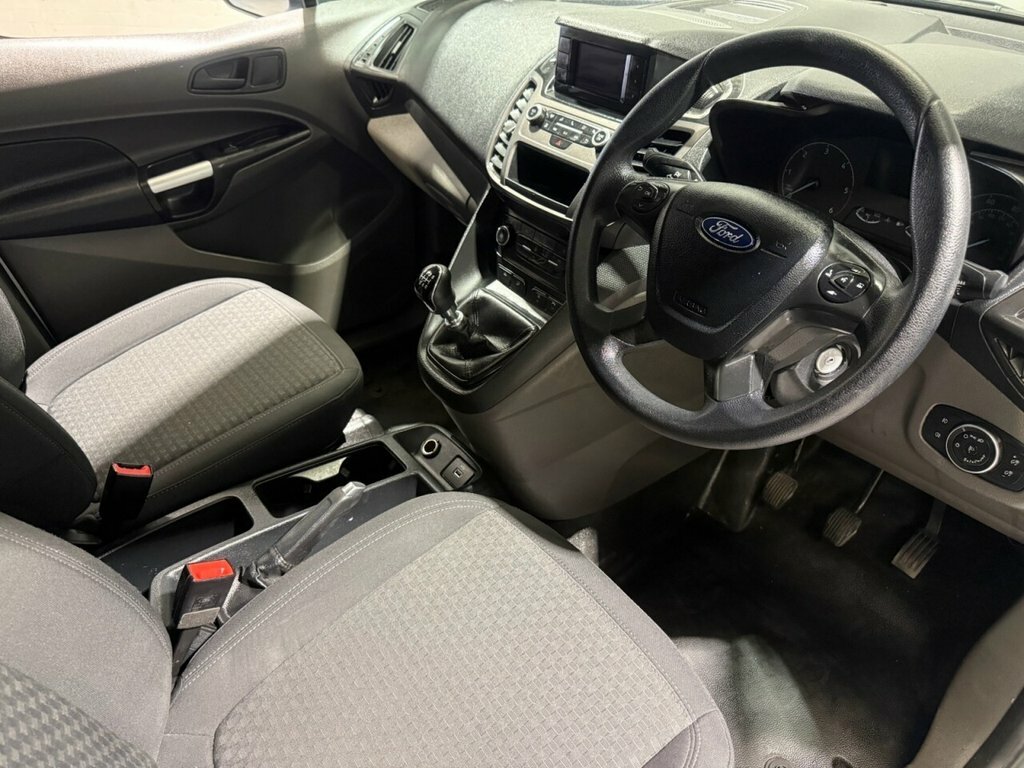 Ford Transit Connect 1.5L Trend White #6