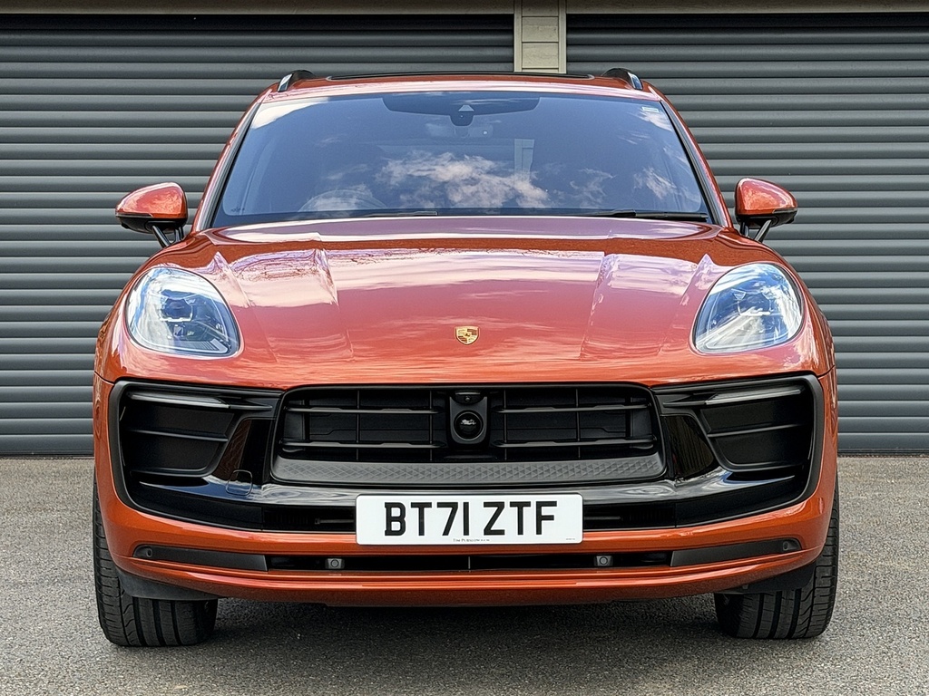 Porsche Macan T Orange #6