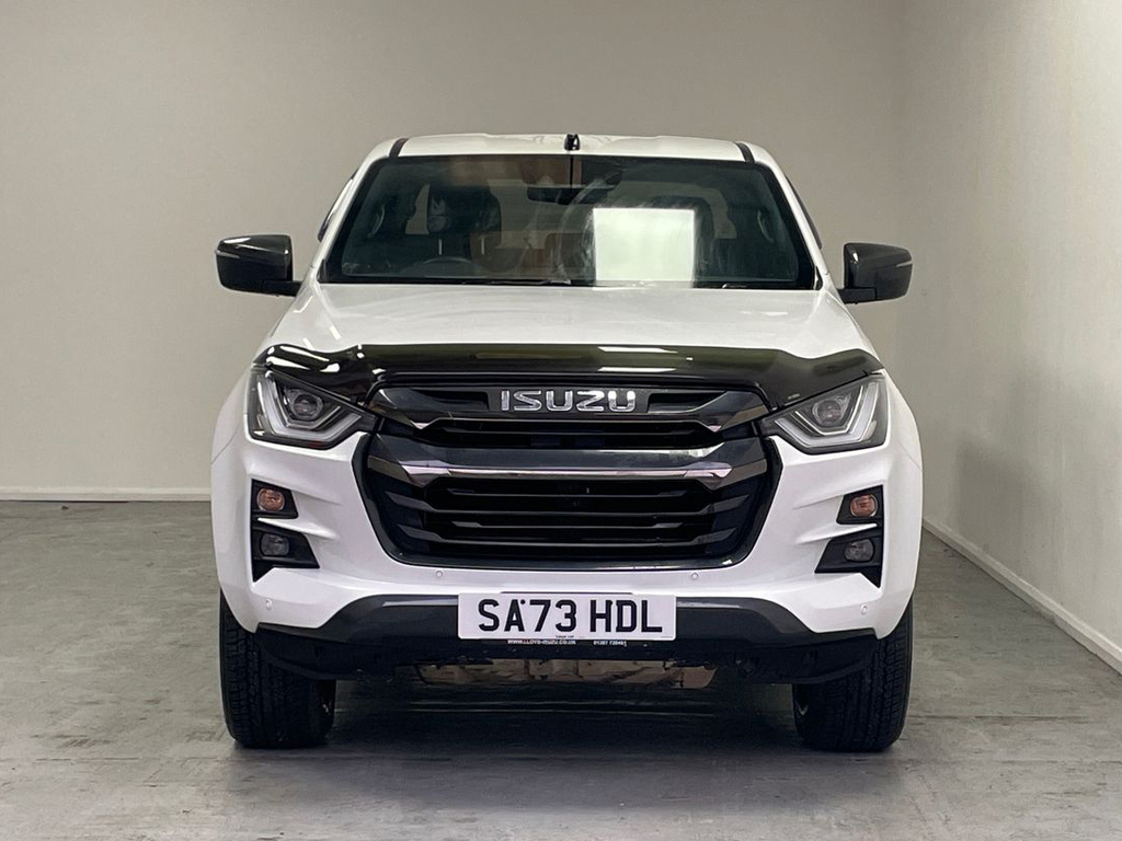 Isuzu D-Max 1.9 V-cross Double Cab 4X4 White #2