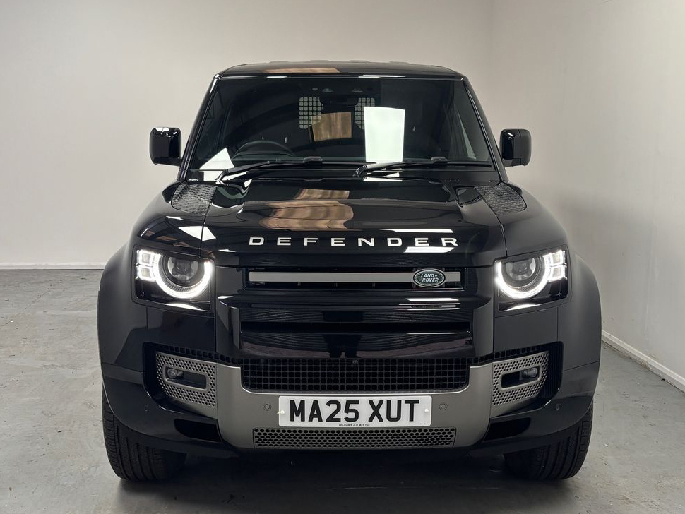 Land Rover Defender D350 Hard Top X-dynamic Hse 3.0 350Ps Black #2