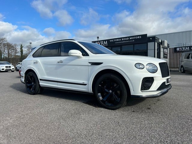 Bentley Bentayga V8 Suv White #2