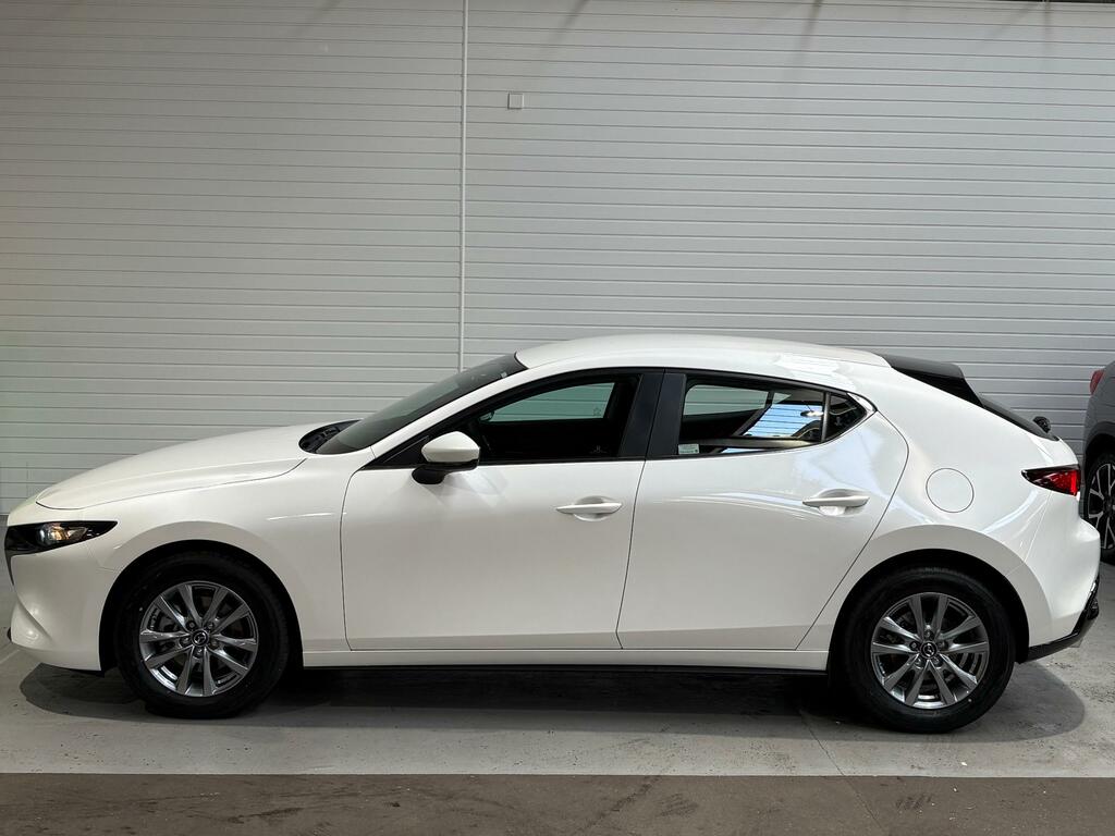 Mazda 3 2.5 E-skyactiv-g Mhev Prime-line Hatchback Pet White #4