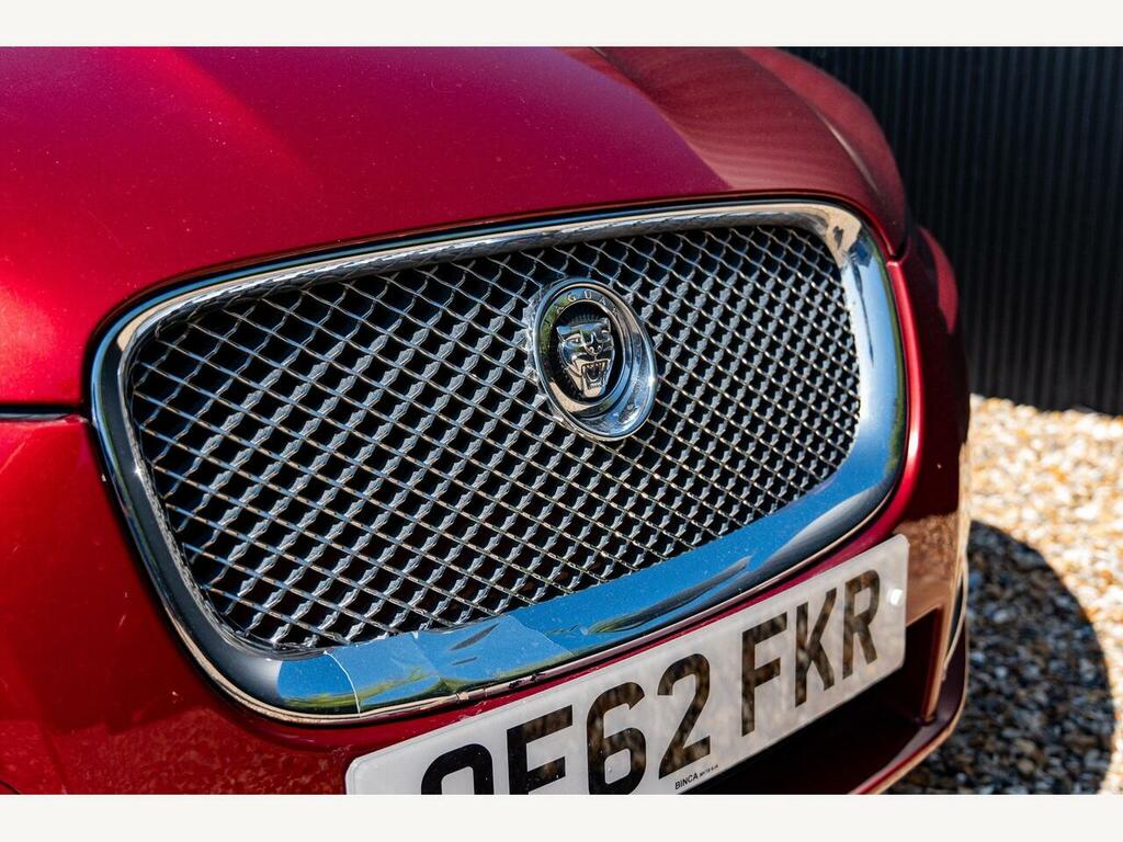 Jaguar XF Premium Luxury D Red #3