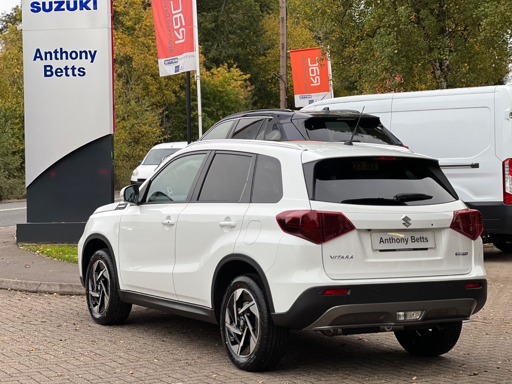 Suzuki Vitara 1.4 Boosterjet Mhev 109 Ultra Allgrip White #6