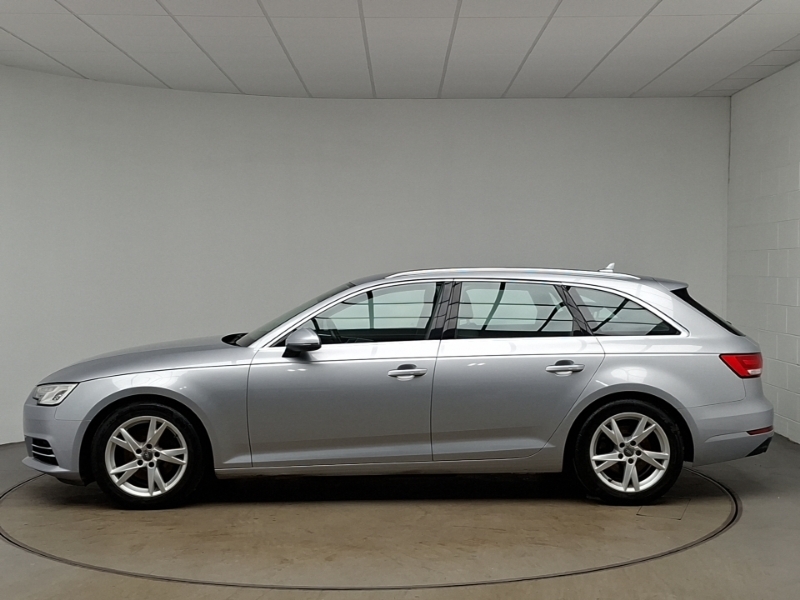 Audi A4 2.0 Tdi Ultra Sport Silver #4