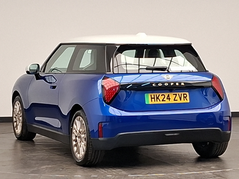 Mini Hatch 135Kw E Exclusive 41Kwh Blue #2