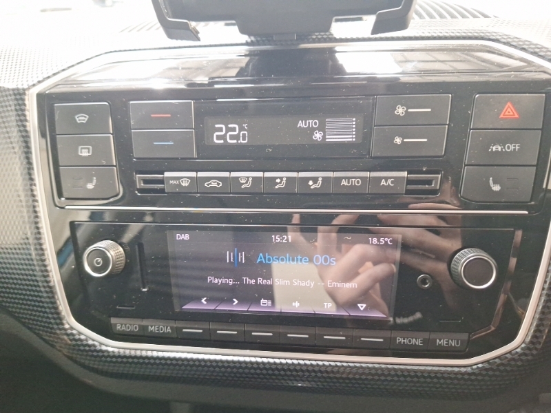 Volkswagen e-Up E-up White #10