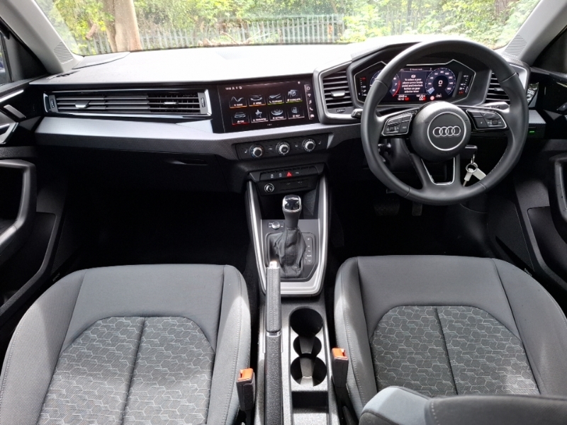 Audi A1 25 Tfsi Sport S Tronic Blue #3