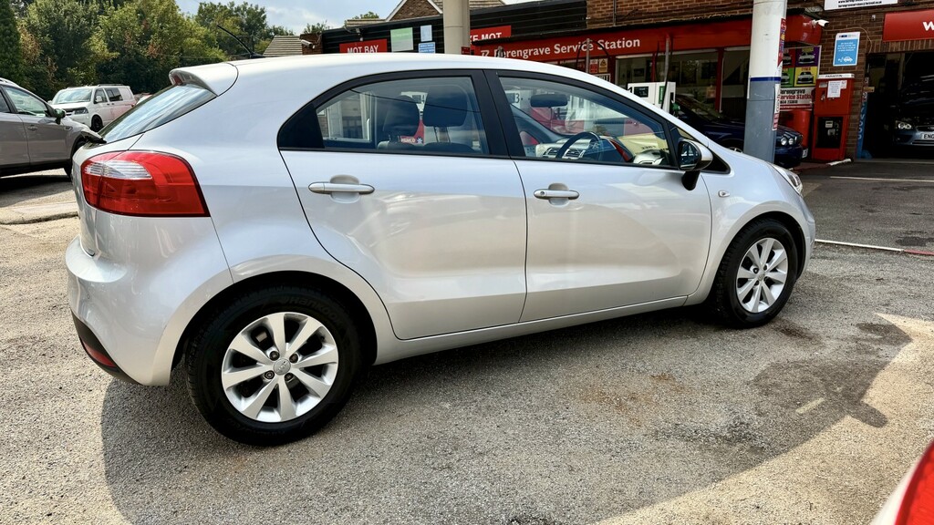 Kia RIO 1.2 Vr7 2014 Silver #3
