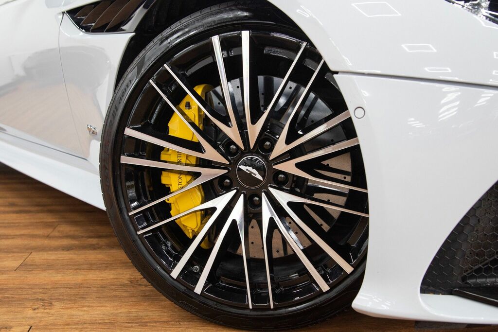 Aston Martin DBS V12 Superleggera Touchtronic Black #5