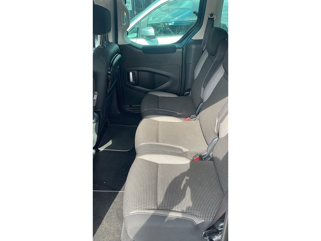 Peugeot Partner Tepee Bluehdi Allure U3447 Ulez Grey