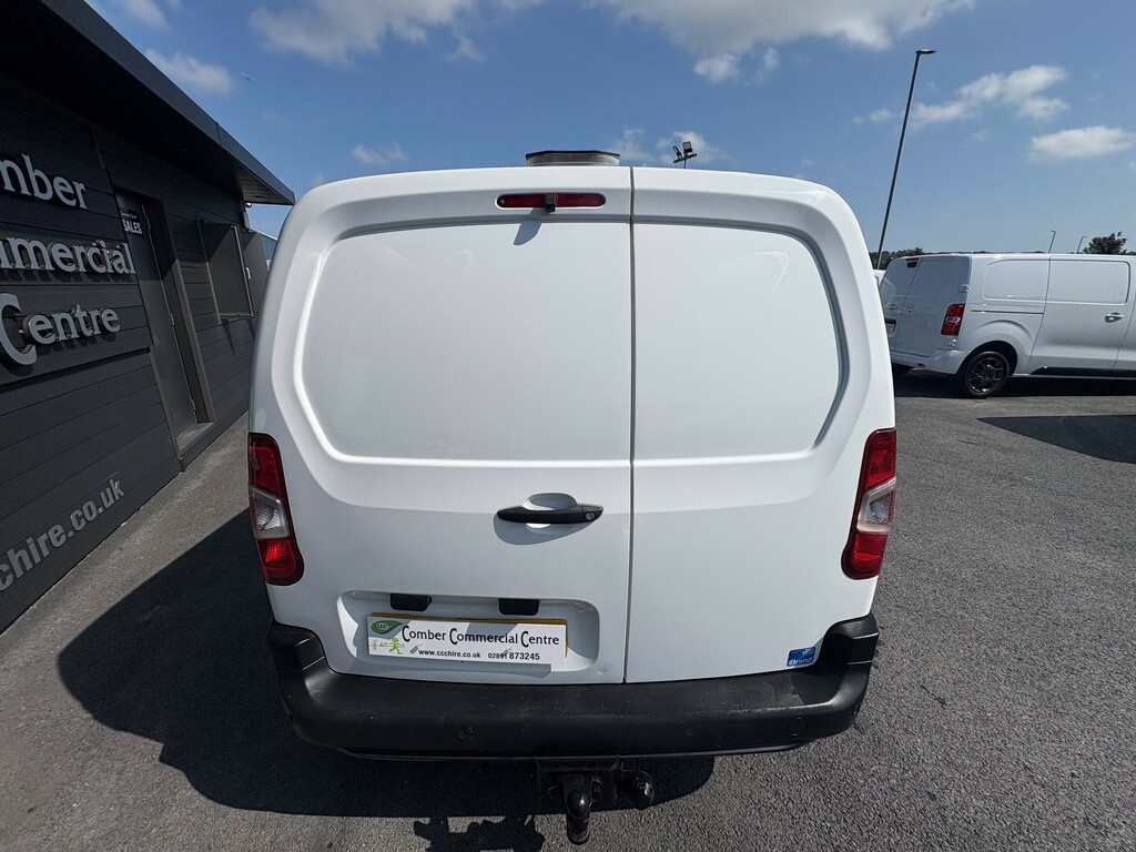 Vauxhall Combo 2300 1.5 100Ps H1l2 Dynamic White #5