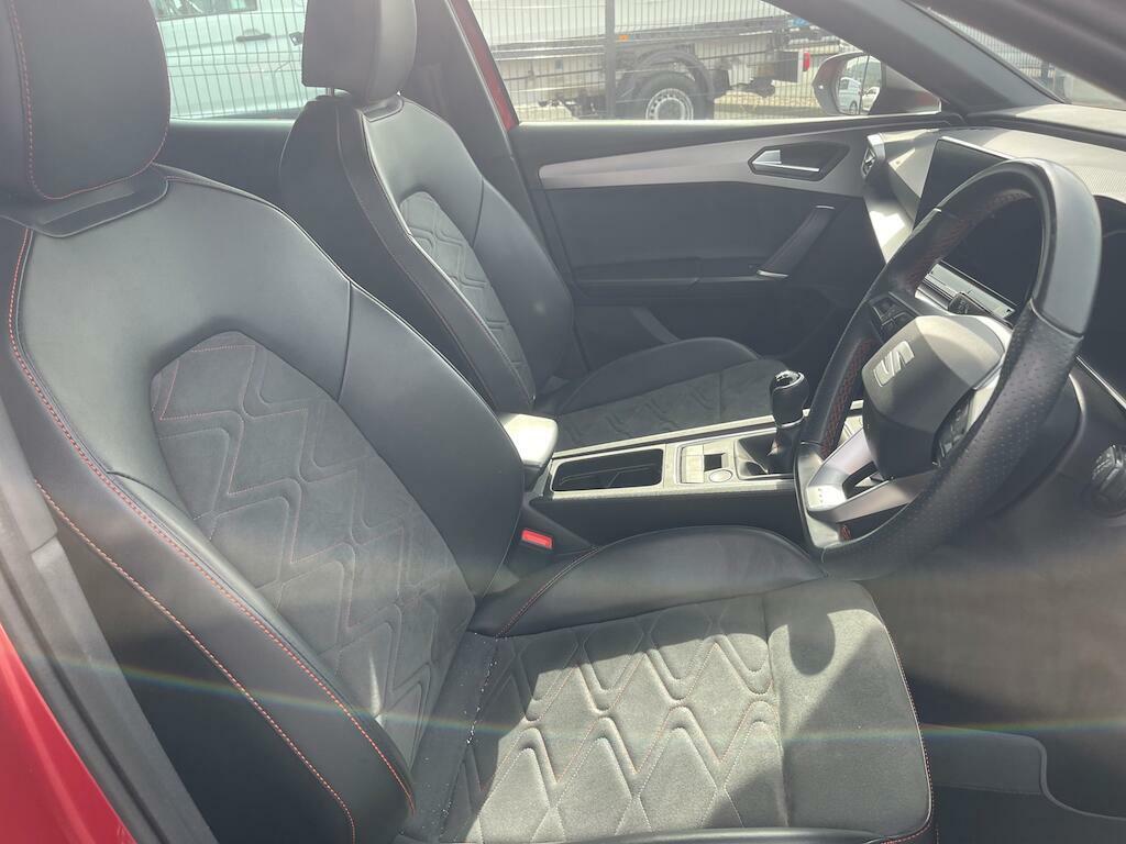Seat Leon 2.0 Tdi Fr Sport Euro 6 Ss LV72ODW Red #2