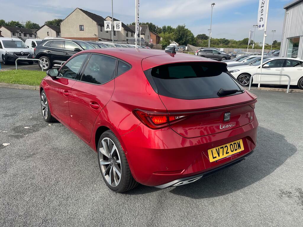 Seat Leon 2.0 Tdi Fr Sport Euro 6 Ss LV72ODW Red #3