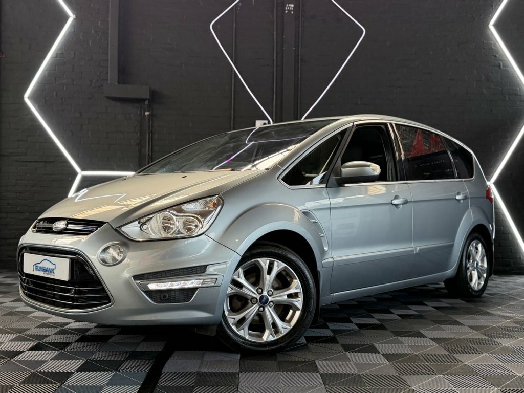 Ford S-Max 2L Titanium Silver