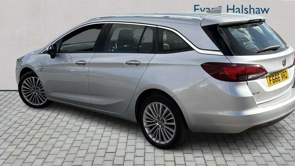Vauxhall Astra 1.6 Cdti 16V 136 Elite Nav 2017 White #2
