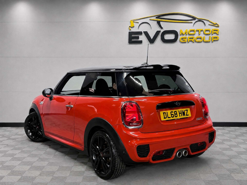 Mini Hatch Cooper S Sport Orange #2