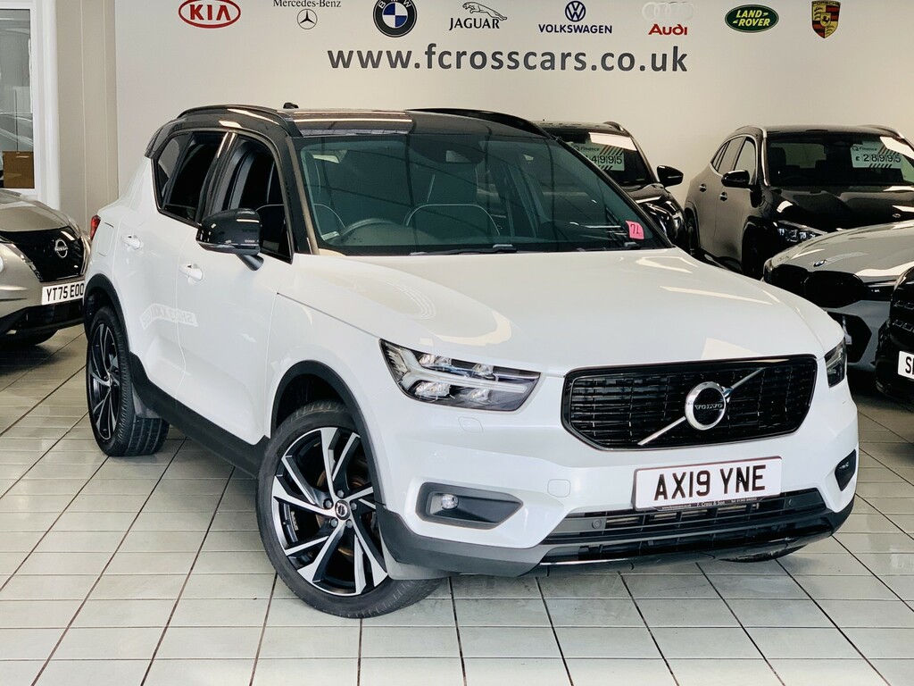 Volvo XC40 Suv 2.0 R-design Pro D4 Awd 201919 White