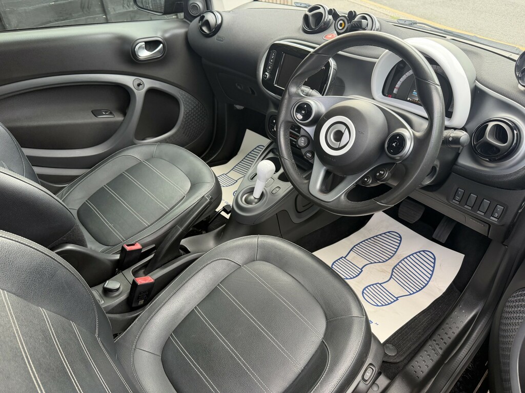 Smart Fortwo Coupe Coupe 1.0 Prime 201616 Black #2