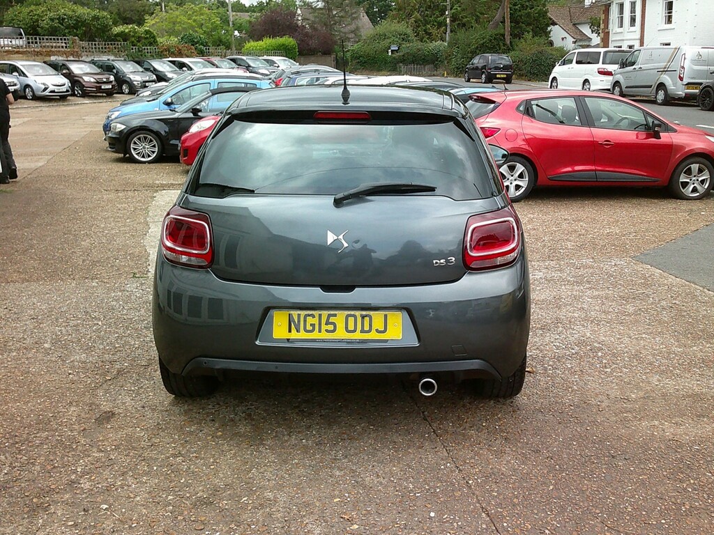 DS DS 3 Hatchback 1.2 Puretech Dstyle Nav 2015 Grey #3