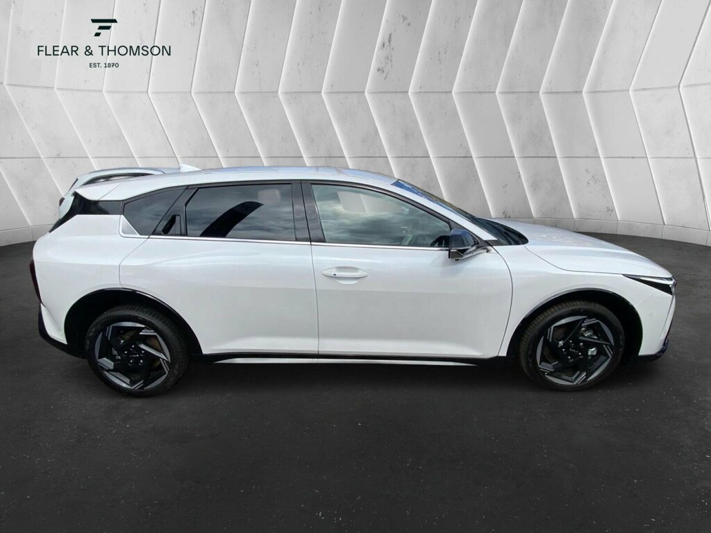 Kia K4 1.0 T-gdi Mhev Gt-line Dct Euro 6 Ss White #5