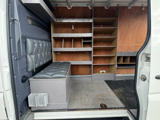 Volkswagen Crafter Crafter Cr35 Tdi Bluemotion Technology Red #9