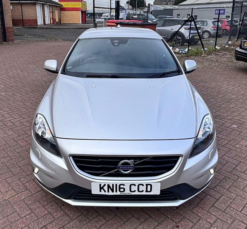 Volvo V40 2.0 D2 R-design Hatchback Euro 6 Silver #3