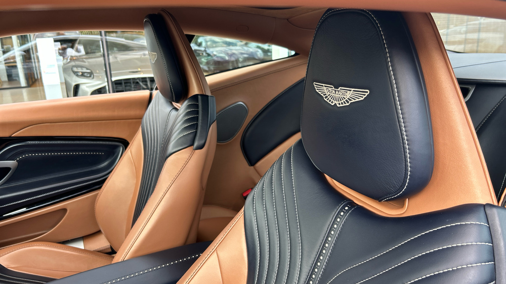 Aston Martin DB11 5.2 V12 Euro 6 Ss White #18