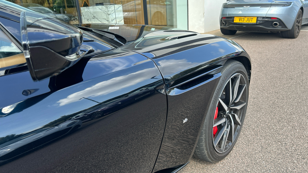 Aston Martin DB11 5.2 V12 Euro 6 Ss White #9
