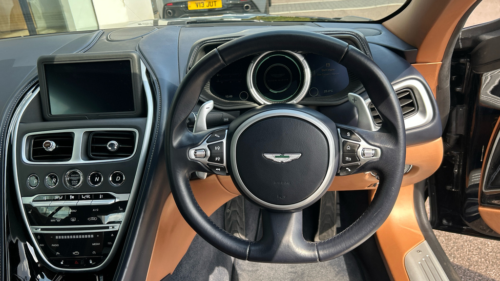Aston Martin DB11 5.2 V12 Euro 6 Ss White #11