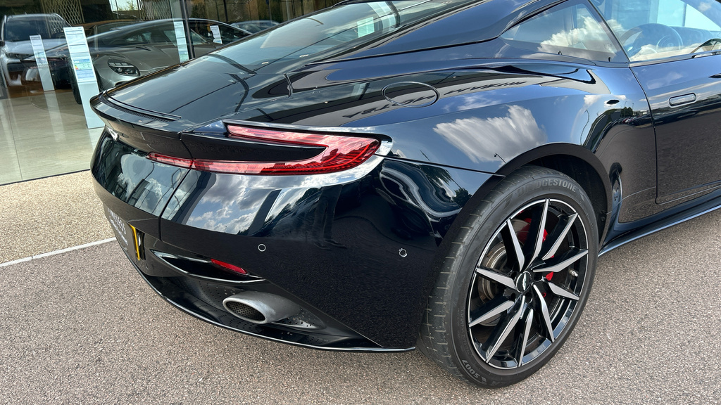 Aston Martin DB11 5.2 V12 Euro 6 Ss White #8
