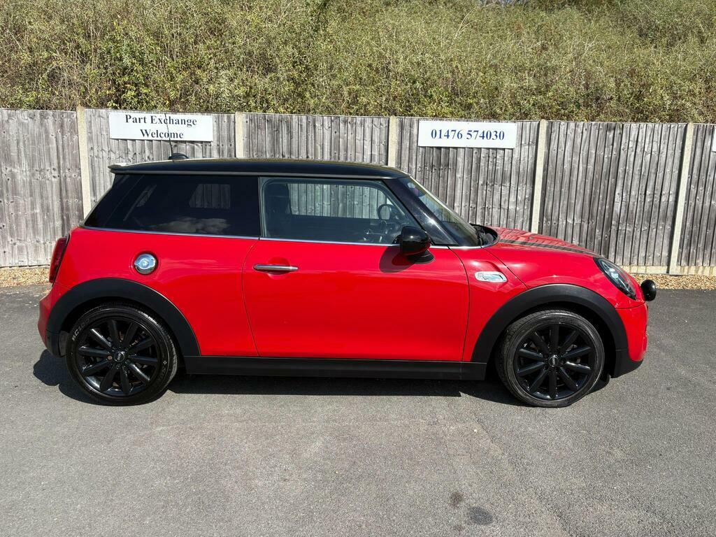 Mini Hatch 2.0 Cooper S Euro 6 S S Red #2