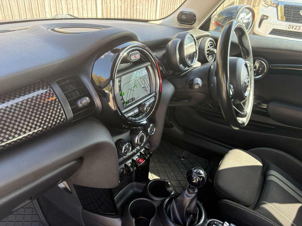 Mini Hatch 2.0 Cooper S Euro 6 S S Red #6