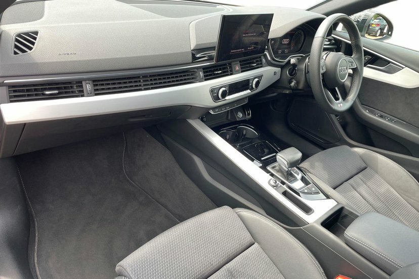 Audi A4 Avant 2.0 Tfsi 35 S Line Estate S Tronic 150 Black #2