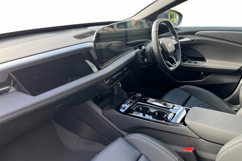 Audi A6 E-tron Avant 100Kwh Performance S Line Estate Grey #2