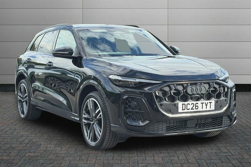 Audi Q5 2.0 E-hybrid 25.9Kwh Black Edition Suv Black