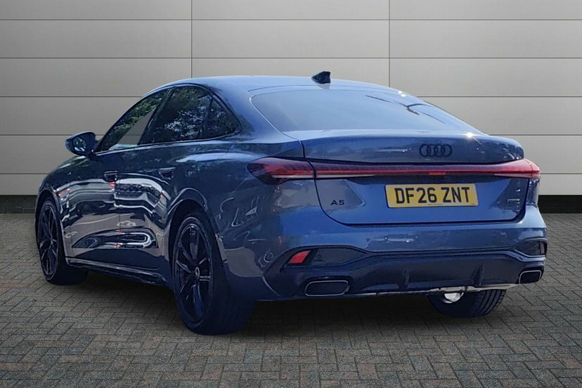 Audi A5 2.0 E-hybrid 25.9Kwh Black Edition Saloon Petr Blue #3