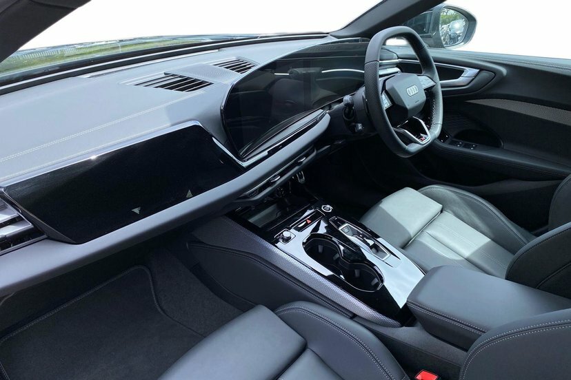 Audi A5 2.0 E-hybrid 25.9Kwh S Line Saloon Plug Black #2