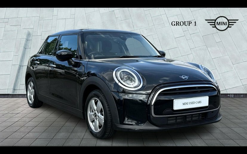 Mini Hatch 5-Door Hatch Cooper Classic Black