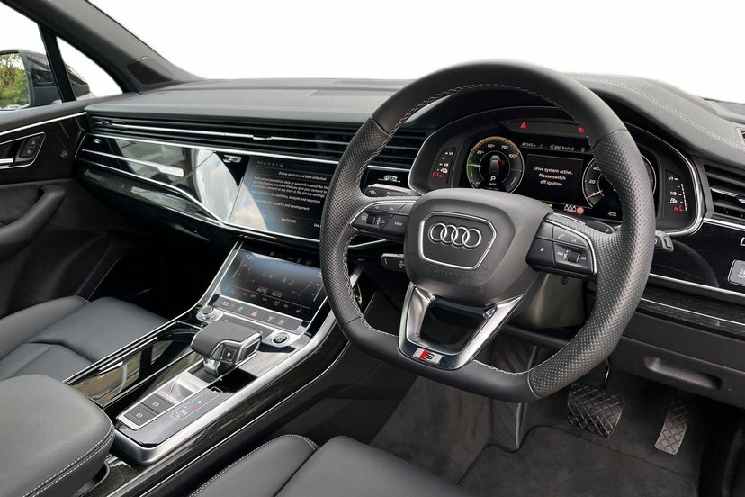 Audi Q7 3.0 Tfsie V6 55 Black Edition Suv Plug- Grey #6