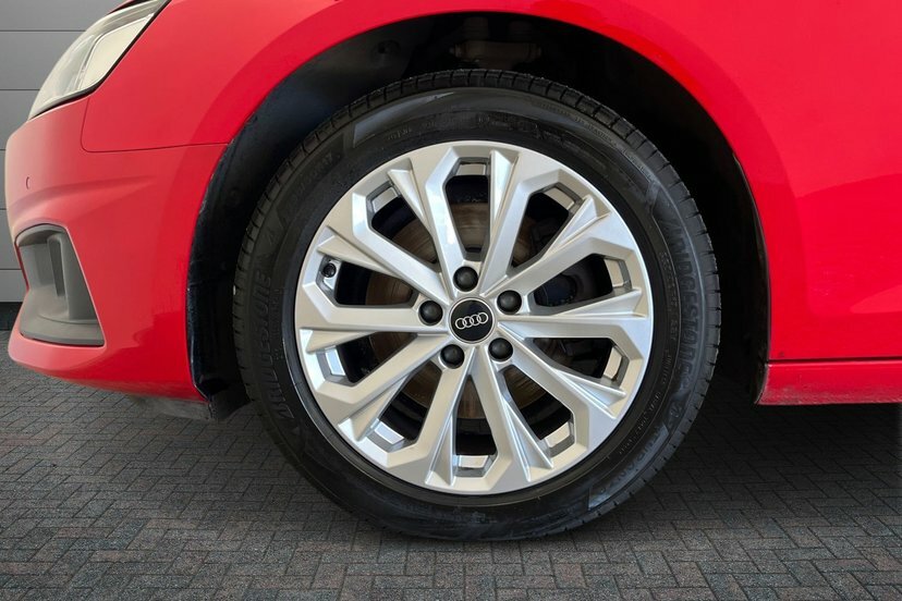 Audi A4 2.0 Tfsi 35 Technik Saloon S Tronic 15 AD22HUZ Red #5