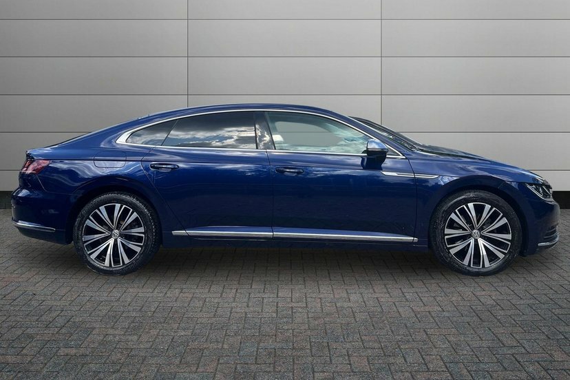 Volkswagen Arteon 1.5 Tsi Evo Elegance Fastback Dsg 150 Blue #4