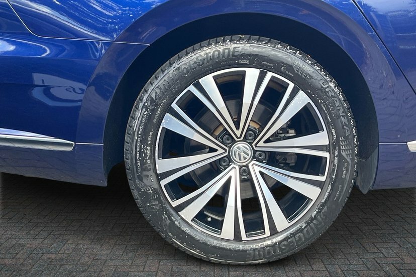 Volkswagen Arteon 1.5 Tsi Evo Elegance Fastback Dsg 150 Blue #5