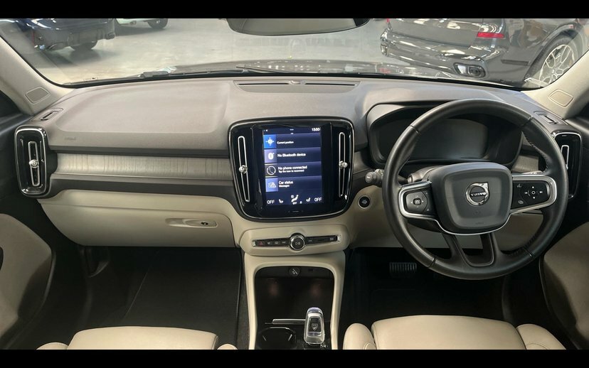 Volvo XC40 2.0 T4 Inscription Pro Suv 190 Ps Grey #4