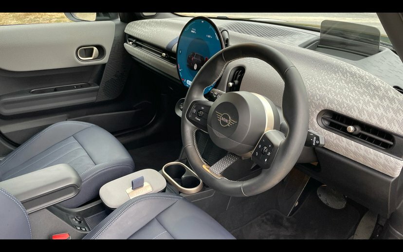 Mini Hatch Cooper C Black #6