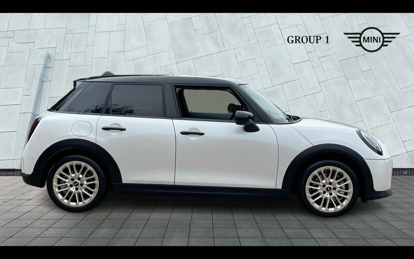 Mini Hatch Cooper C White #3