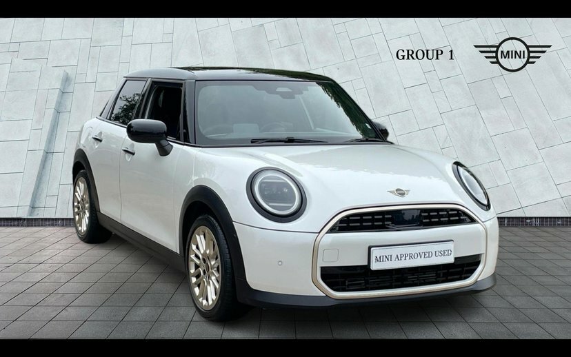 Mini Hatch Cooper C White